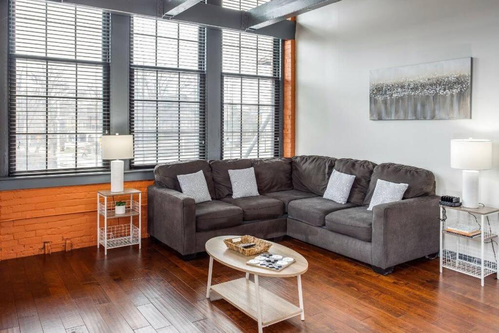 Centric Modern Loft W/ King Beds Apartment Rochester Exterior photo